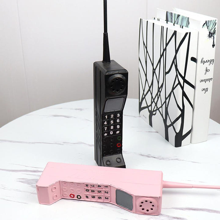 Retro Mobile Phone Model - Newretro.Net