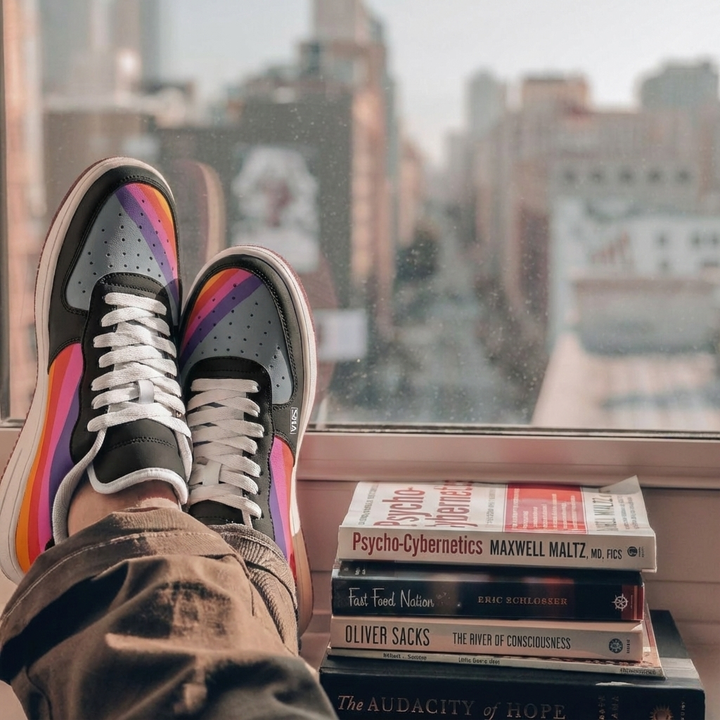 Low Top 1988 VHS T-120 Retrowave Black Sneakers