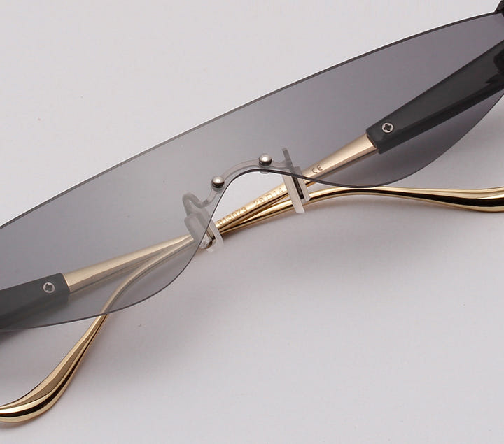 Unisex Triangle Retro Sunglasses - New Retro Streetwear Newretro.Net